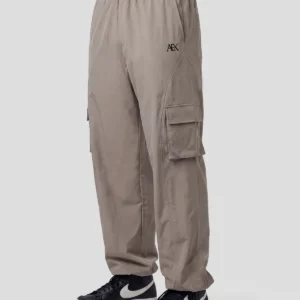 men’s beige elastic waist cargo pants